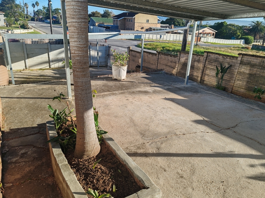 3 Bedroom Property for Sale in Bothasrus Eastern Cape